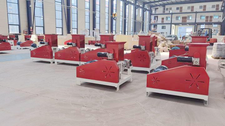 small scale Koi/Carp feed processing machinery and equipment in Kenya